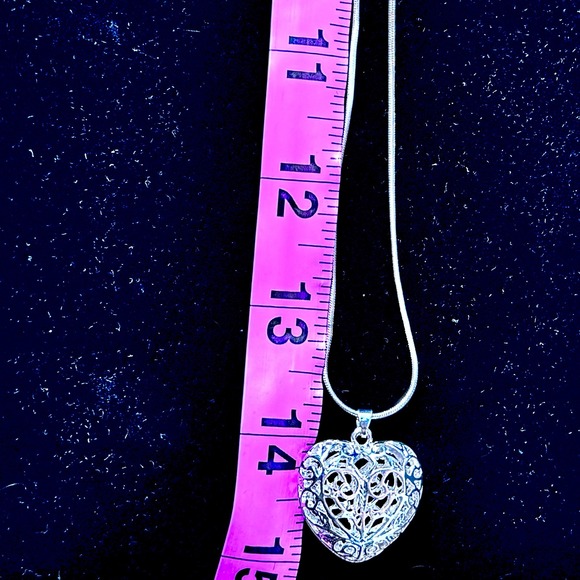925 Sterling Silver Filigree Heart Pendant Necklace 14" Snake Chain - Picture 4 of 14